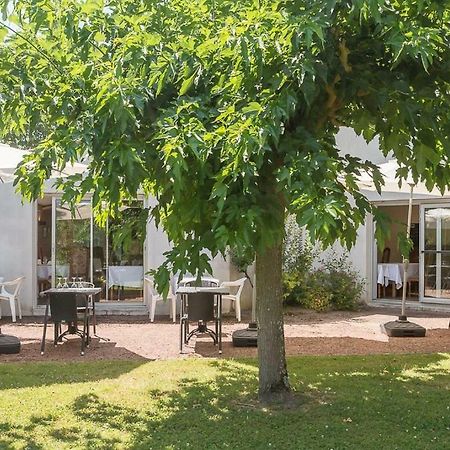 Les Platanes Hotel Etauliers ภายนอก รูปภาพ